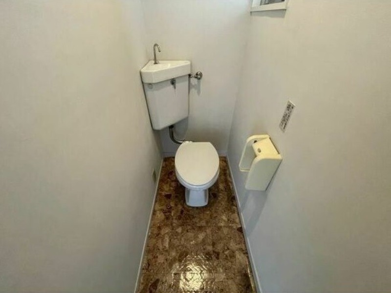 トイレ　図面と現状に相違がある場合には現状を優先