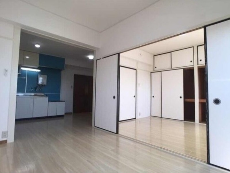 居室・リビング　図面と現状に相違がある場合には現状を優先