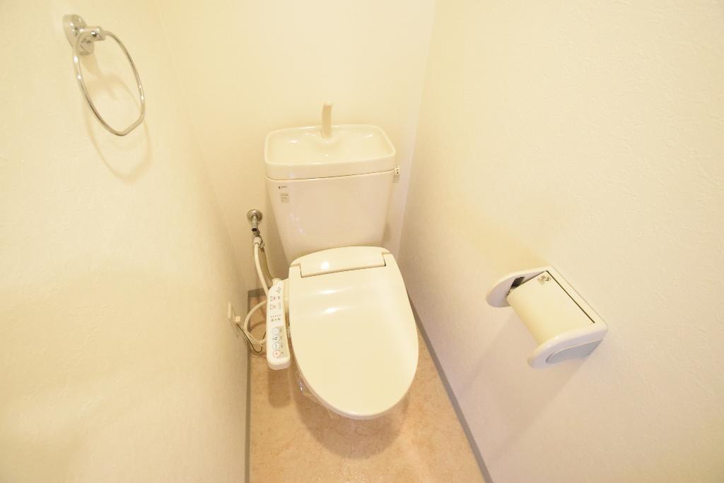 トイレ　シャワー付トイレ