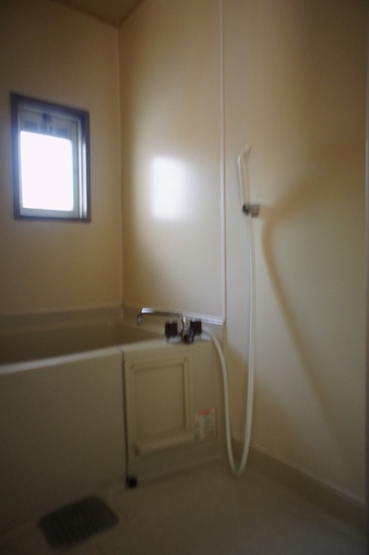 バス・シャワールーム　図面と現状に相違がある場合には現状を優先