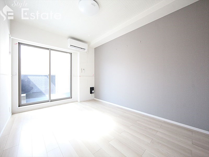 居室・リビング　内装