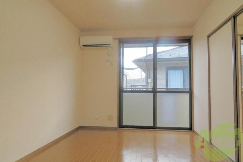 居室・リビング　としても明るいリビングで、気持ちいいですね。