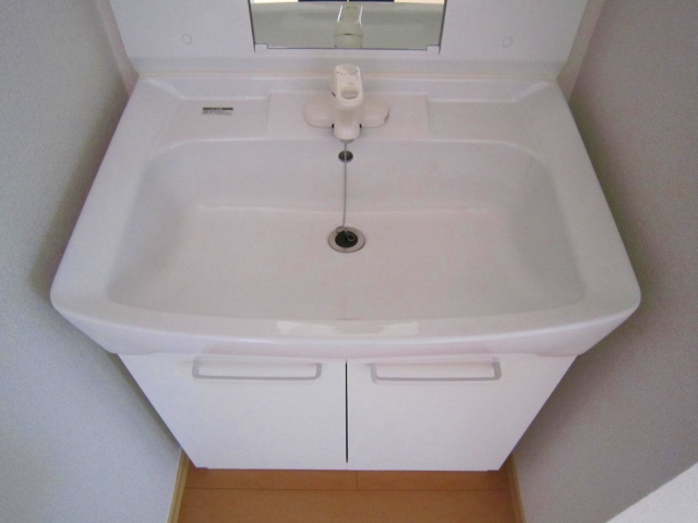 洗面設備　人気の独立洗面台！