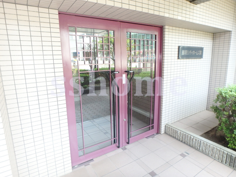 エントランス　建物入口☆