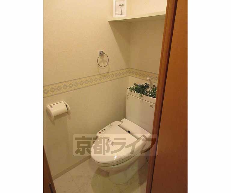 トイレ　清潔感のあるトイレです