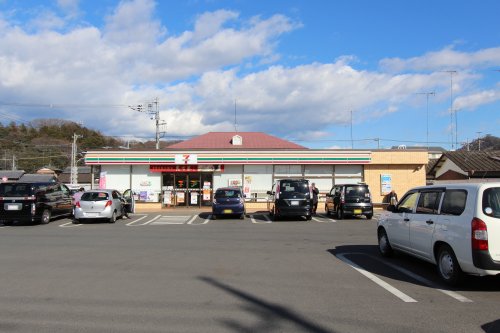 コンビニ　セブンイレブン 足利五十部店（コンビニ）まで681m