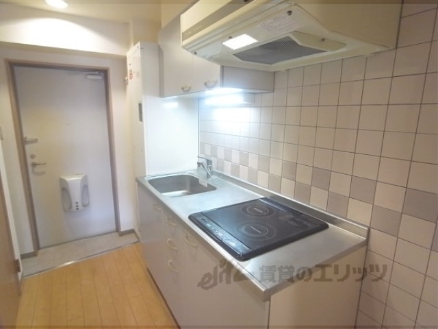 キッチン　システムキッチン