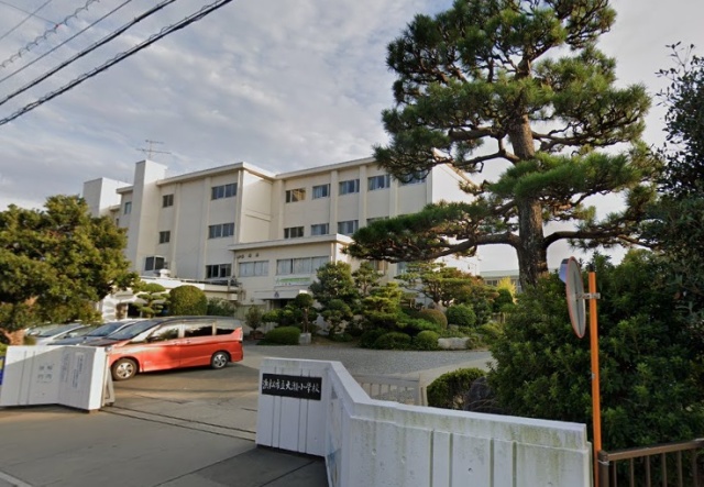 小学校　浜松市立大瀬小学校（小学校）まで1493m