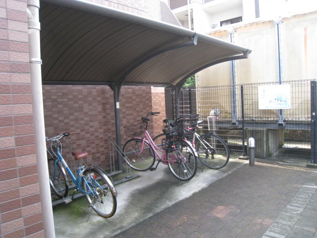 その他共有部分　自転車置き場