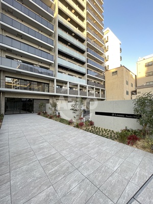 エントランス　リヴェント難波ウエスト　エントランス