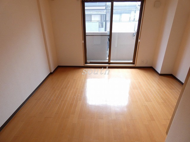 その他部屋・スペース　フローリングが綺麗な洋室です♪