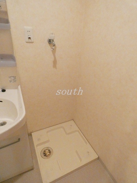 その他設備　洗濯機が汚れない室内洗濯パン♪