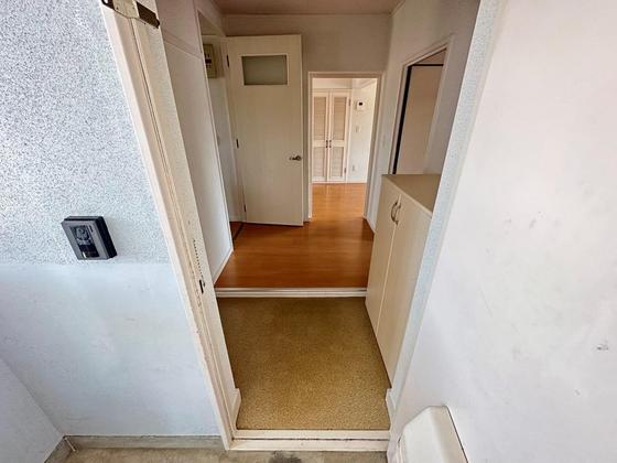 玄関　※別部屋の写真です