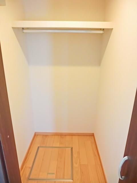 収納　ウォークインクロゼット