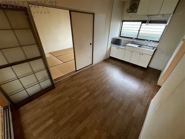 居室・リビング　8帖のダイニング！