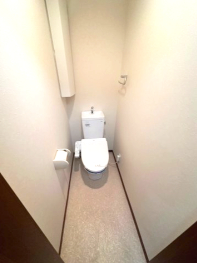 トイレ　嬉しい温水洗浄便座