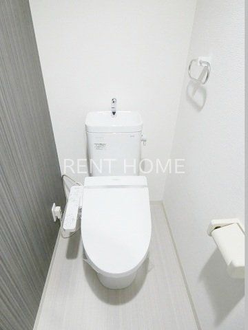 トイレ　ウォシュレット付き