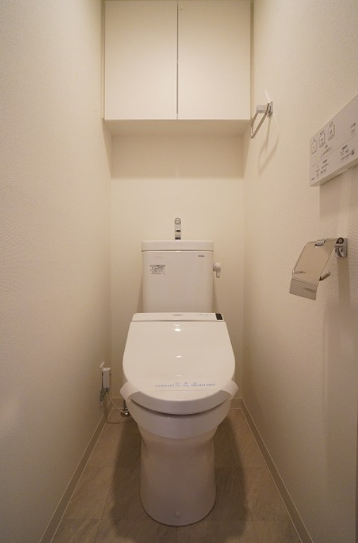 トイレ　ドゥーエ四谷三丁目　※別室参考写真