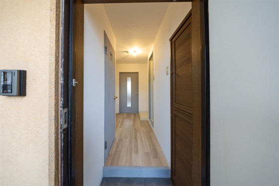 玄関　※他号室の写真です