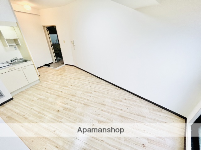 居室・リビング　当店専属物件です！現地待合せ対応可能です☆