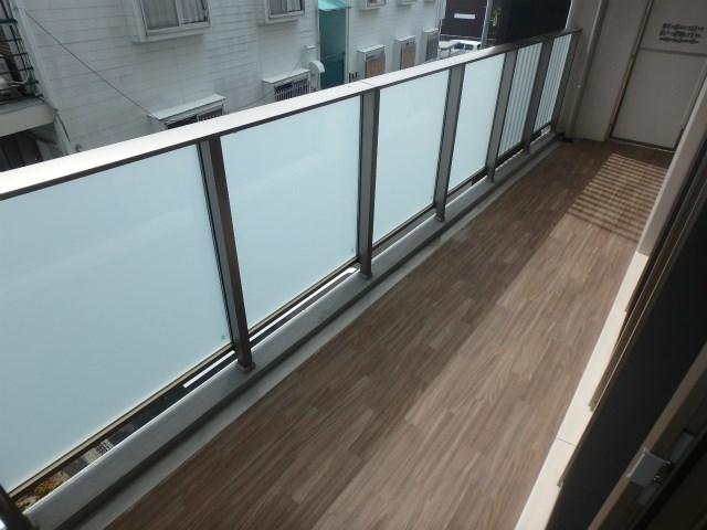 バルコニー　写真は同型タイプ