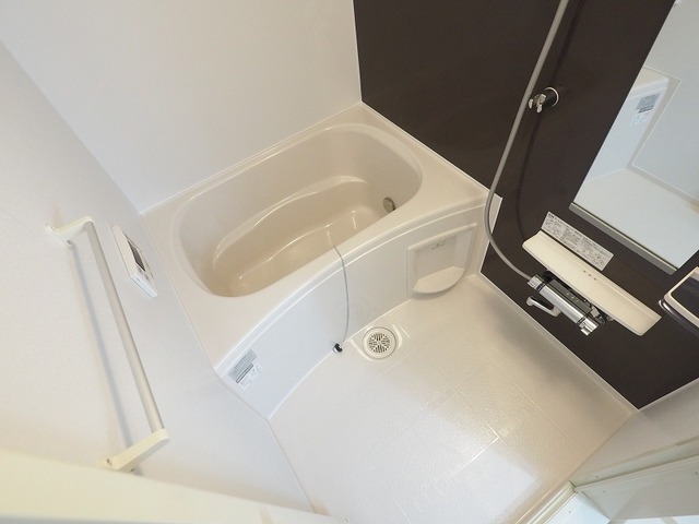 バス・シャワールーム　別号室イメージ