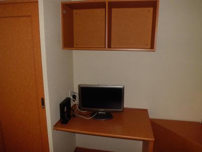 その他　テレビの上のスペースも有効活用。