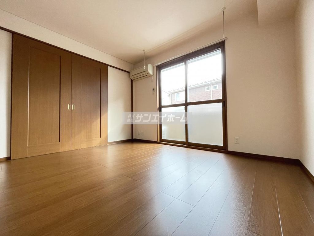 居室・リビング　同仕様