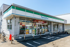 コンビニ　ファミリーマート札幌菊水元町2条店（コンビニ）まで170m