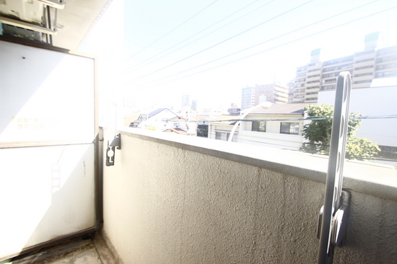 バルコニー　※他号室の写真です。