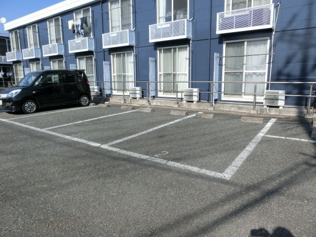 駐車場　敷地内駐車場。