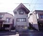 建物外観　どっしりとかまえた物件です。