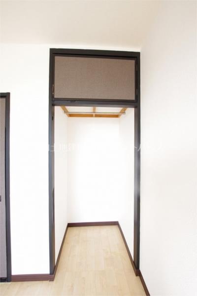 収納　類似室内、内装は異なる場合あり
