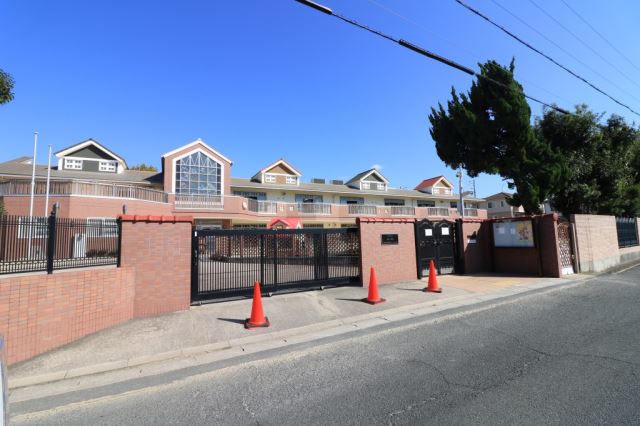 幼稚園・保育園　豊橋才能教育こども園（幼稚園・保育園）まで930m
