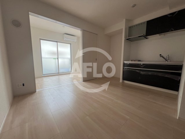 居室・リビング　リアライズ長居公園通　リビング