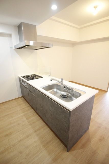 キッチン　★システムキッチン★コンロ３口・グリル付き♪※同種同型の仕様