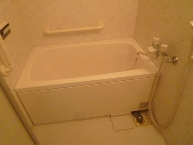 バス・シャワールーム　ゆったりバスタイム