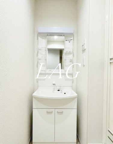 洗面設備　洗面台です。