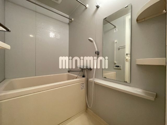 バス・シャワールーム　別号室の参考写真