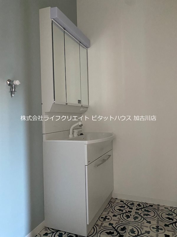 洗面設備　写真は102号室