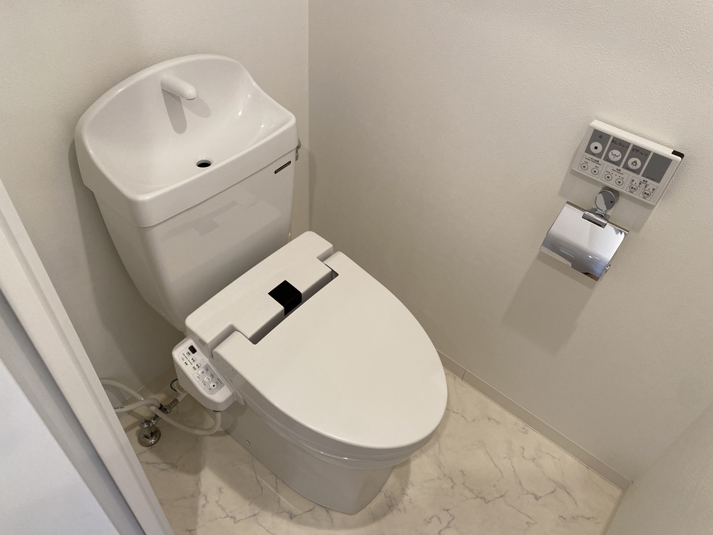 トイレ　■室内参考写真