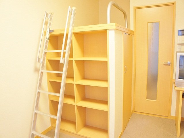 居室・リビング　１階はフローリング