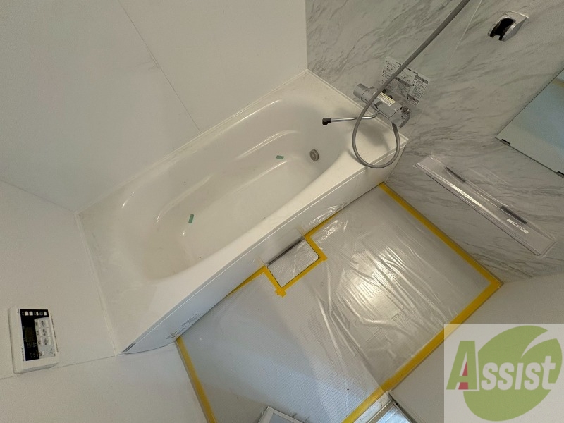 バス・シャワールーム　お風呂になります。一日の疲れを癒してくださいね。