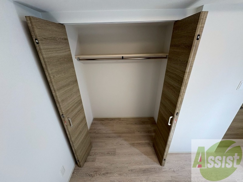 収納　洋室にはクローゼットがあるのですっきり片付きそうです。