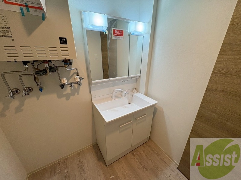 洗面設備　シャンプードレッサーで身支度もラクラクです！