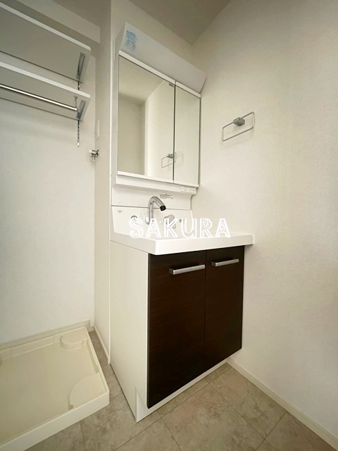 洗面設備　身支度に欠かせない独立洗面台♪忙しい朝には欠かせない洗面所で