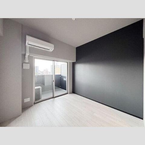 居室・リビング　室内