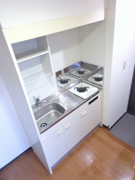 キッチン　キッチンでお料理をお楽しみください