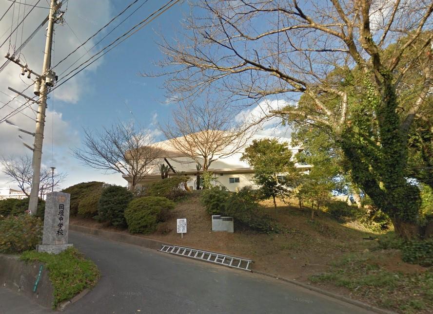 コンビニ　ミニストップ岡垣百合ヶ丘店（コンビニ）まで380m