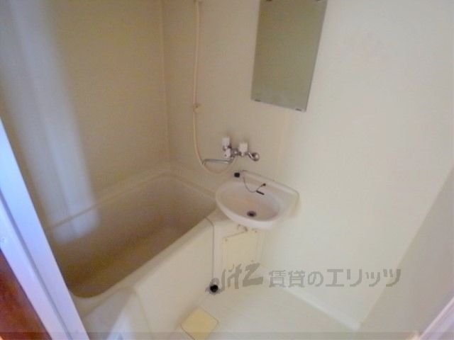 バス・シャワールーム　風呂